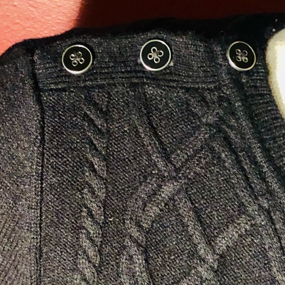 Talbots Sweater - Picture 3 of 7